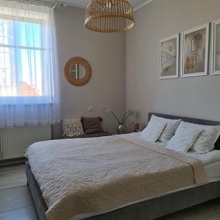 Apartament W Rynku For You Boleslawiec  Εξωτερικό φωτογραφία