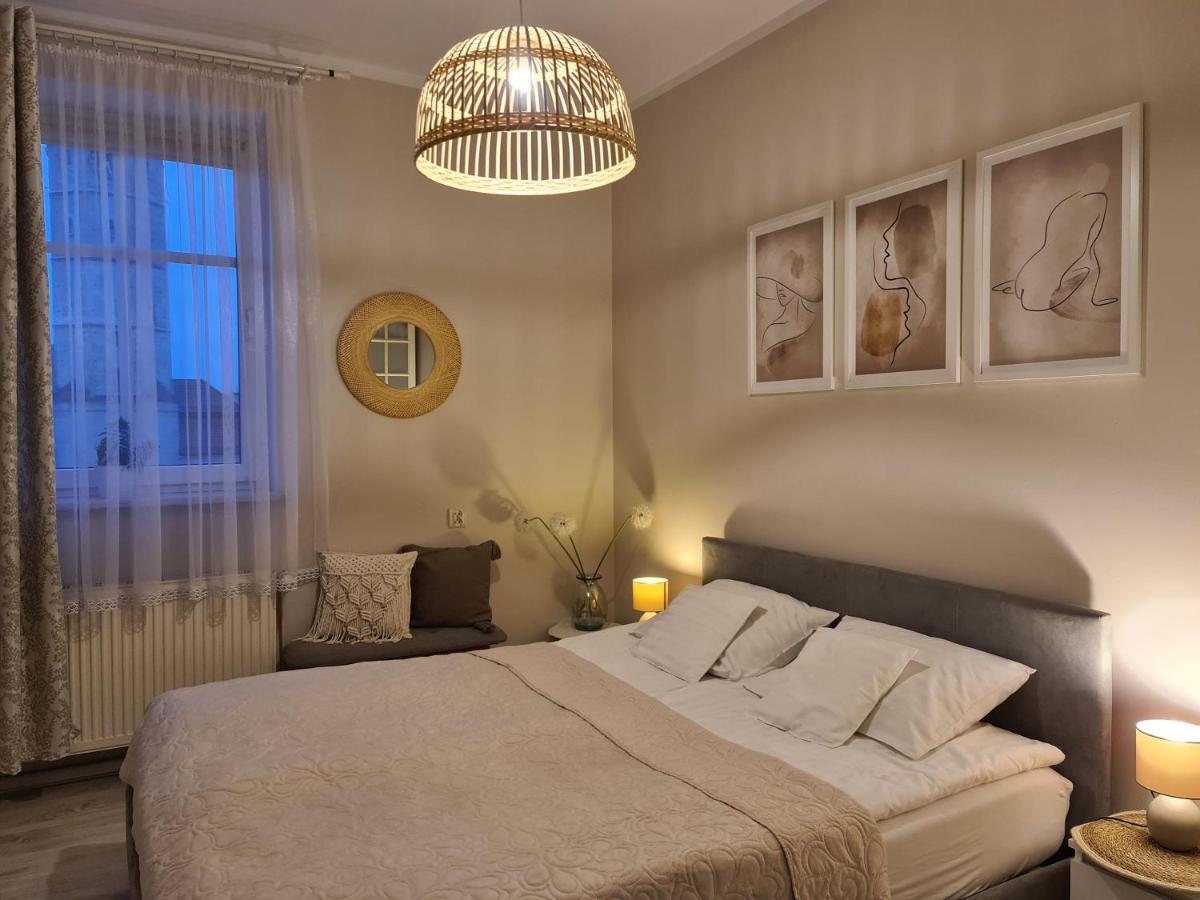 Apartament W Rynku For You Boleslawiec  Εξωτερικό φωτογραφία